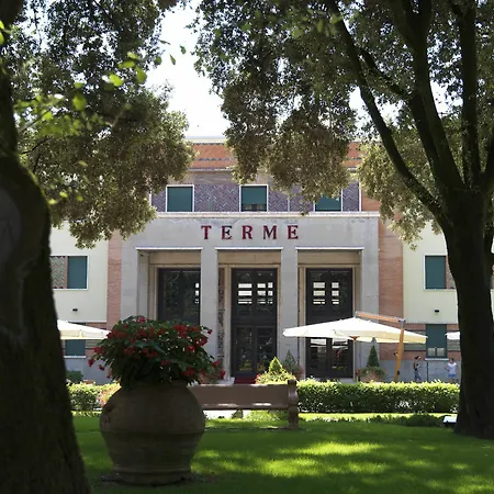 Otel Grand Castrocaro Longlife Formula 4*